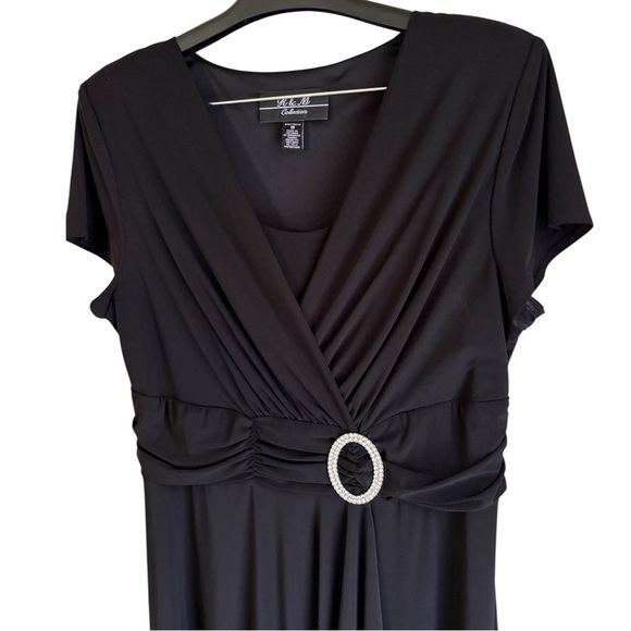 Black Midi Dress - Picture 4 of 10